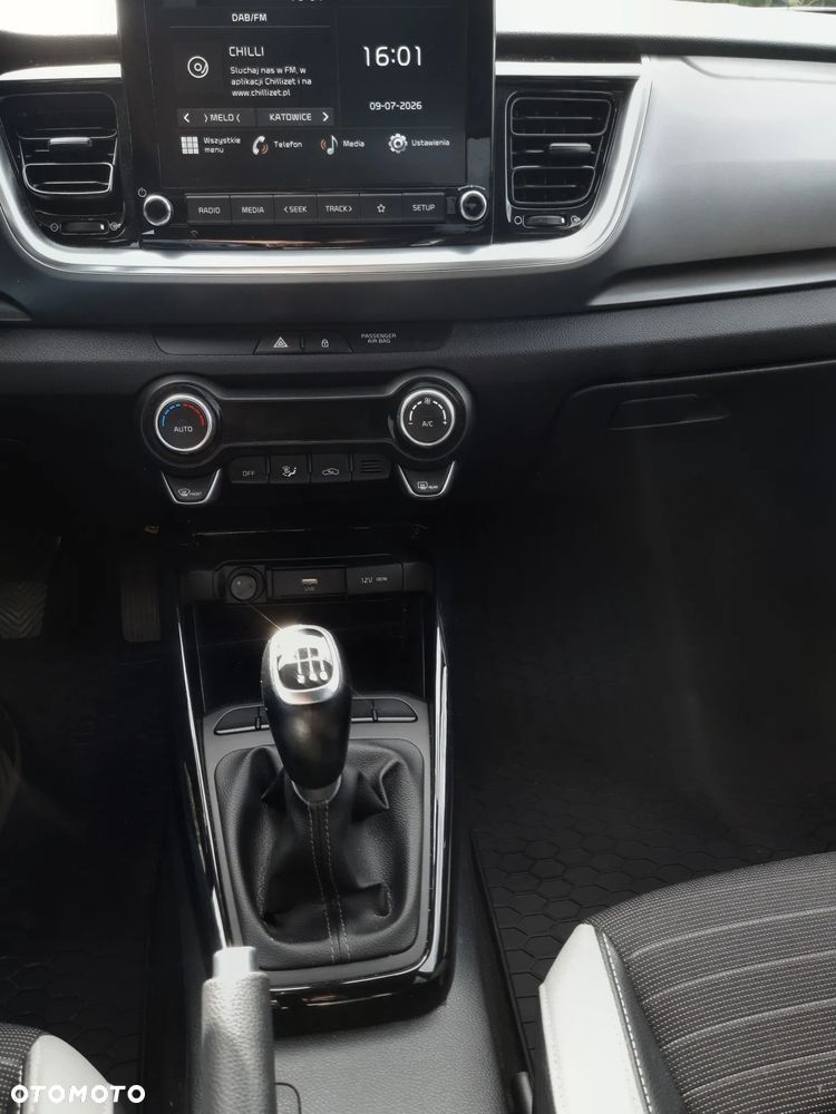 Kia Stonic 1.0 T-GDI L - 13