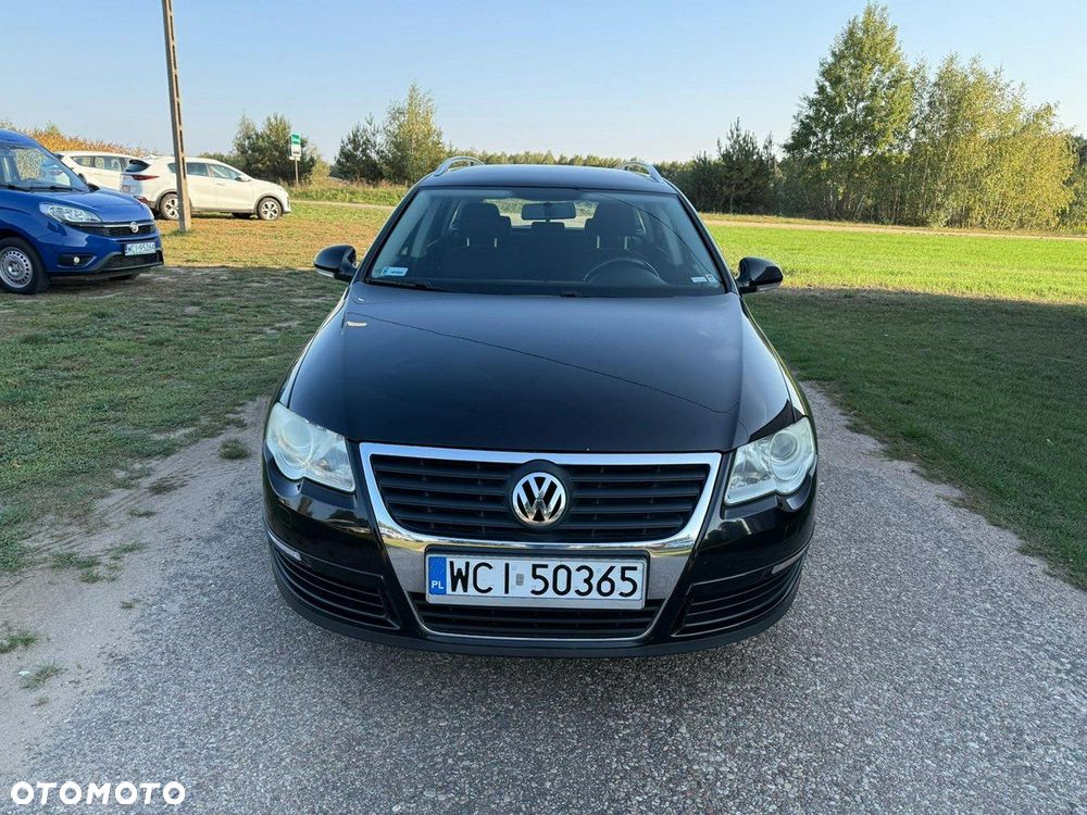 Volkswagen Passat - 8