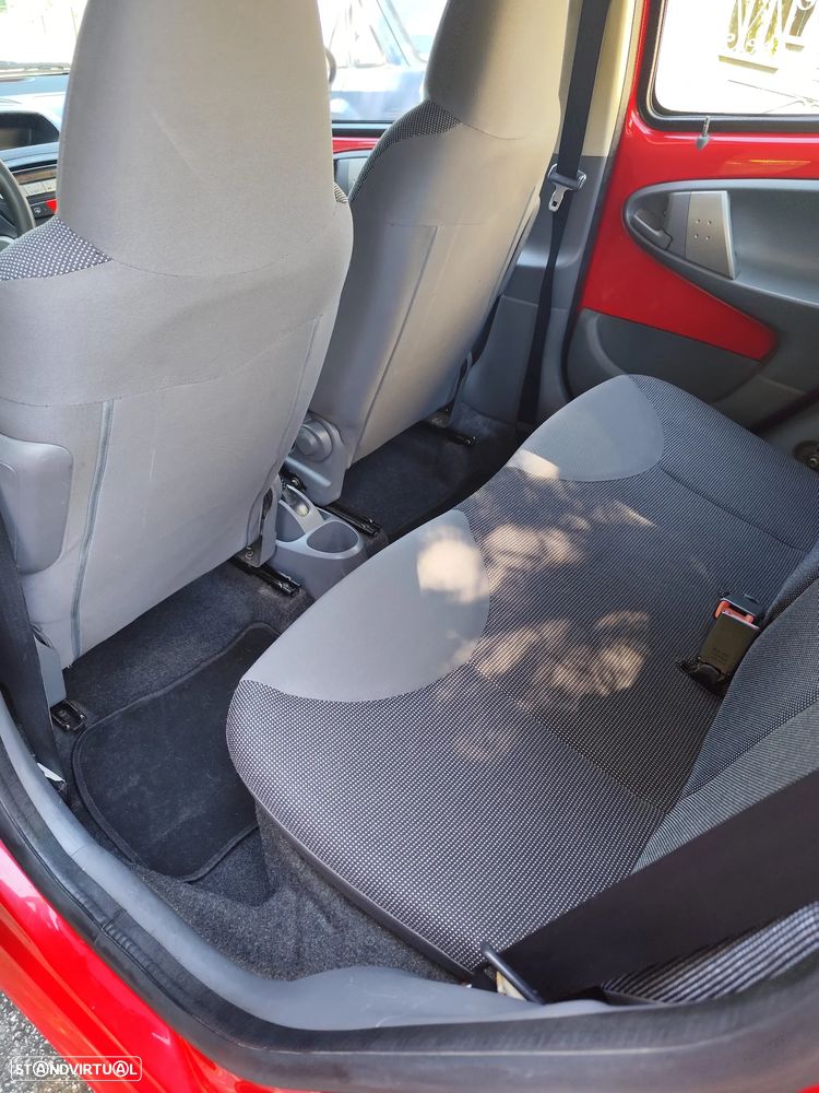 Peugeot 107 1.0 Urban - 3
