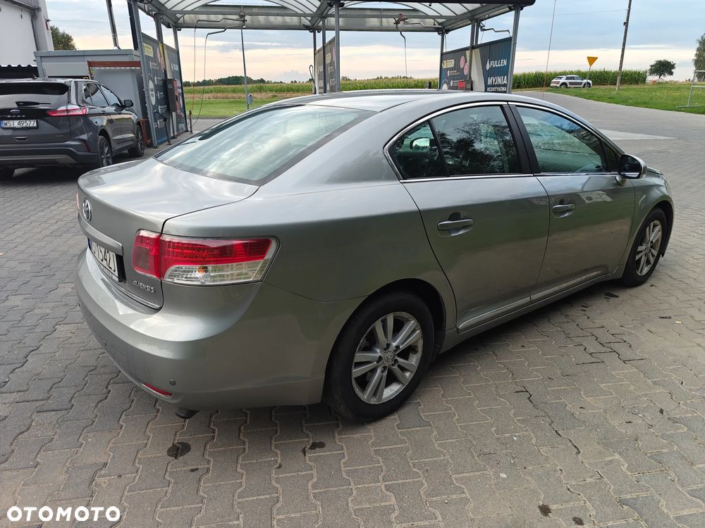 Toyota Avensis 2.0 D-4D Sol - 7