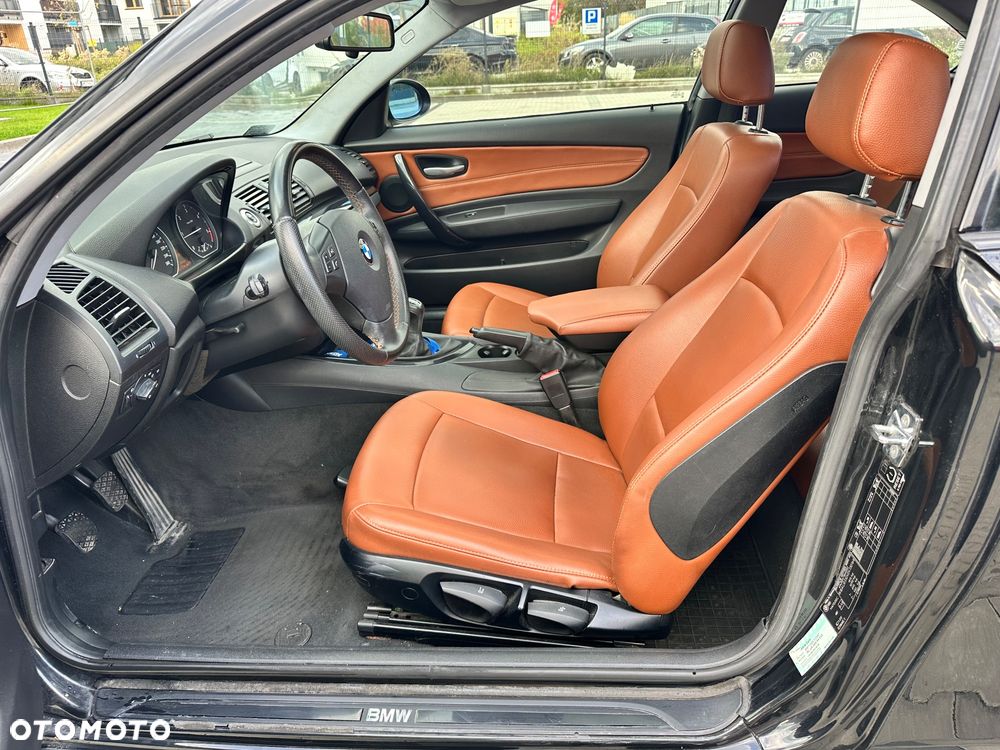 BMW Seria 1 120d - 30