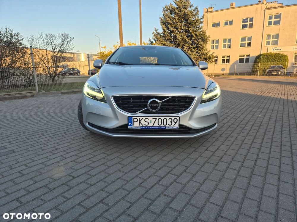 Volvo V40 D2 Inscription - 24