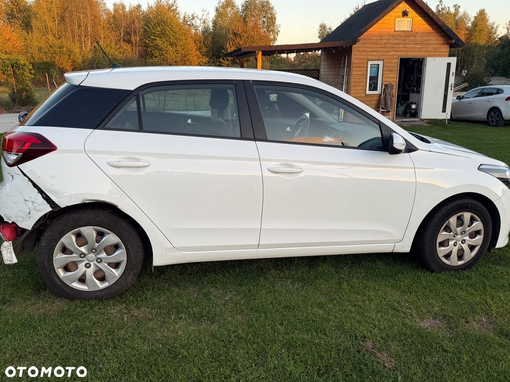 Hyundai i20 - 8