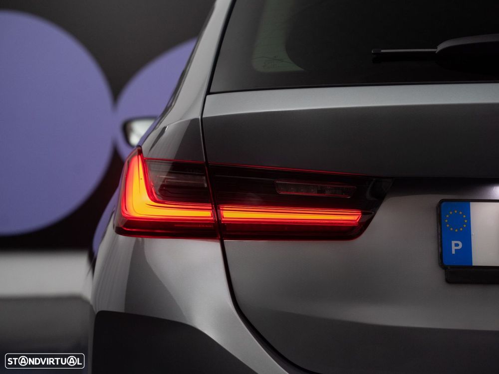 BMW 330 e Auto - 12