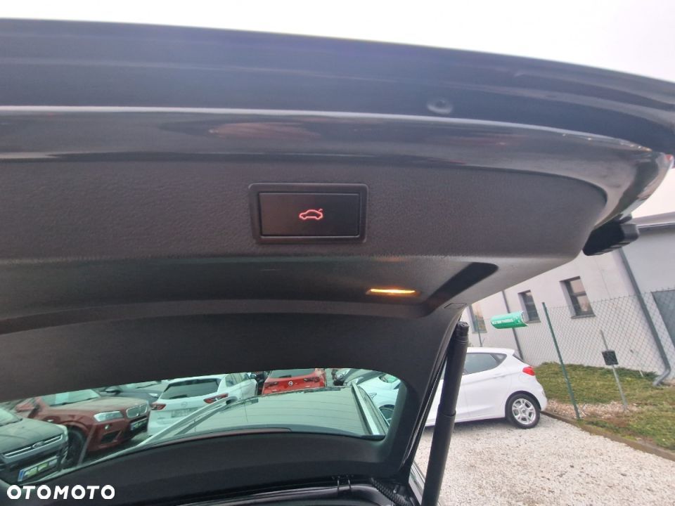 Skoda Superb 1.6 TDI Ambition DSG - 30