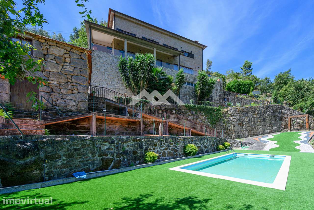 Moradia | Piscina | Frente Rio - Grande imagem: 2/60