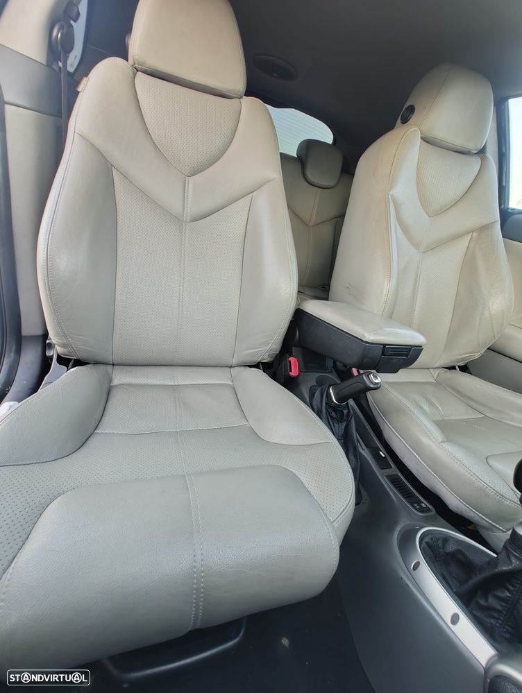 Alfa Romeo GT 1.9 JTD M-JET - 19