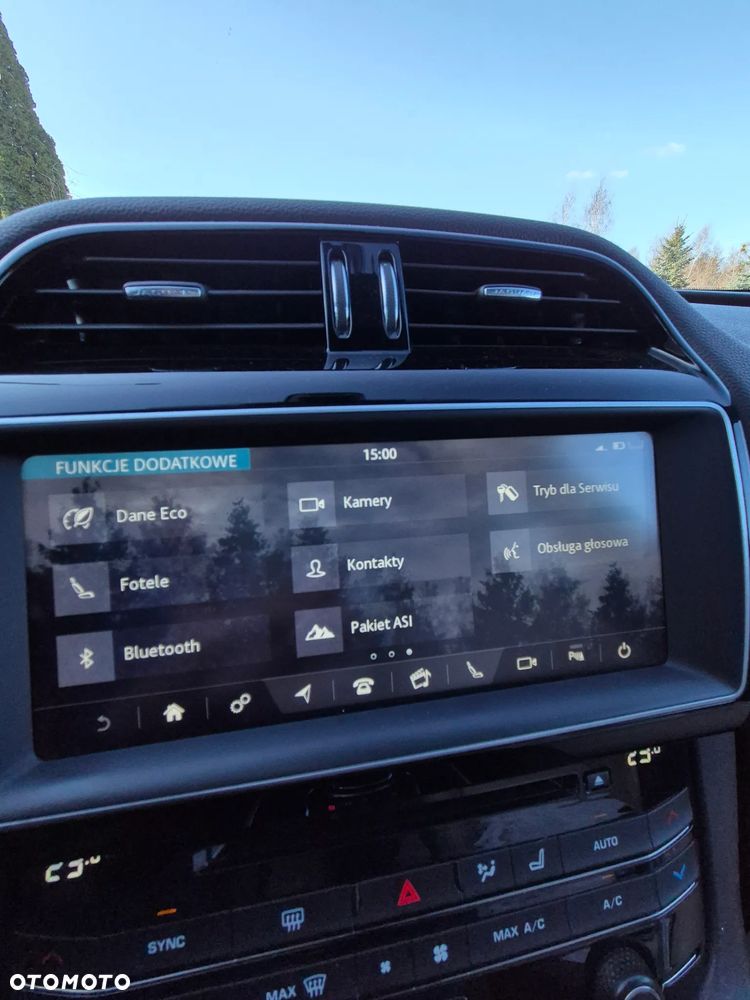 Jaguar F-Pace 2.0 i4D AWD Prestige - 29