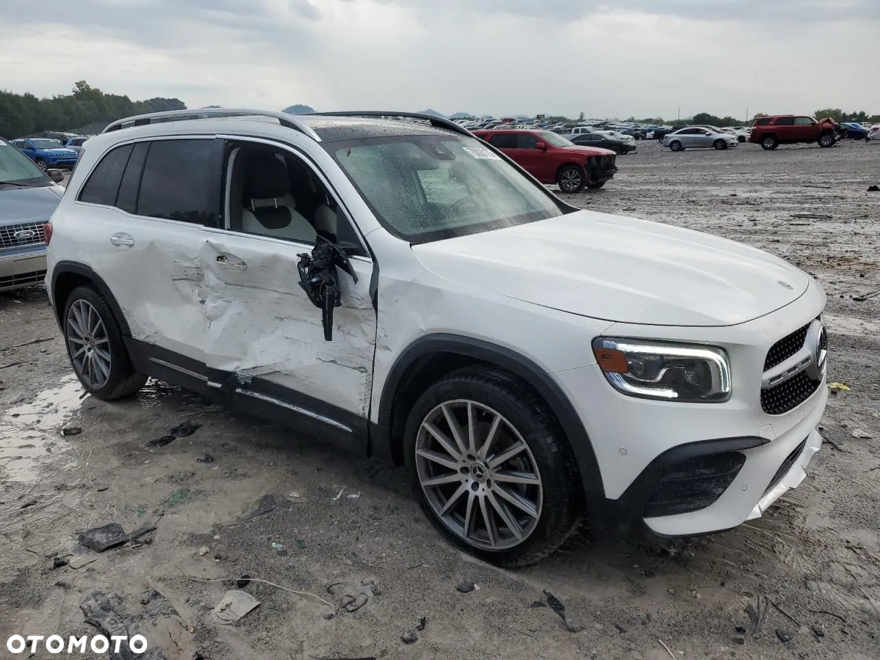 Mercedes-Benz GLB 250 8G-DCT - 3