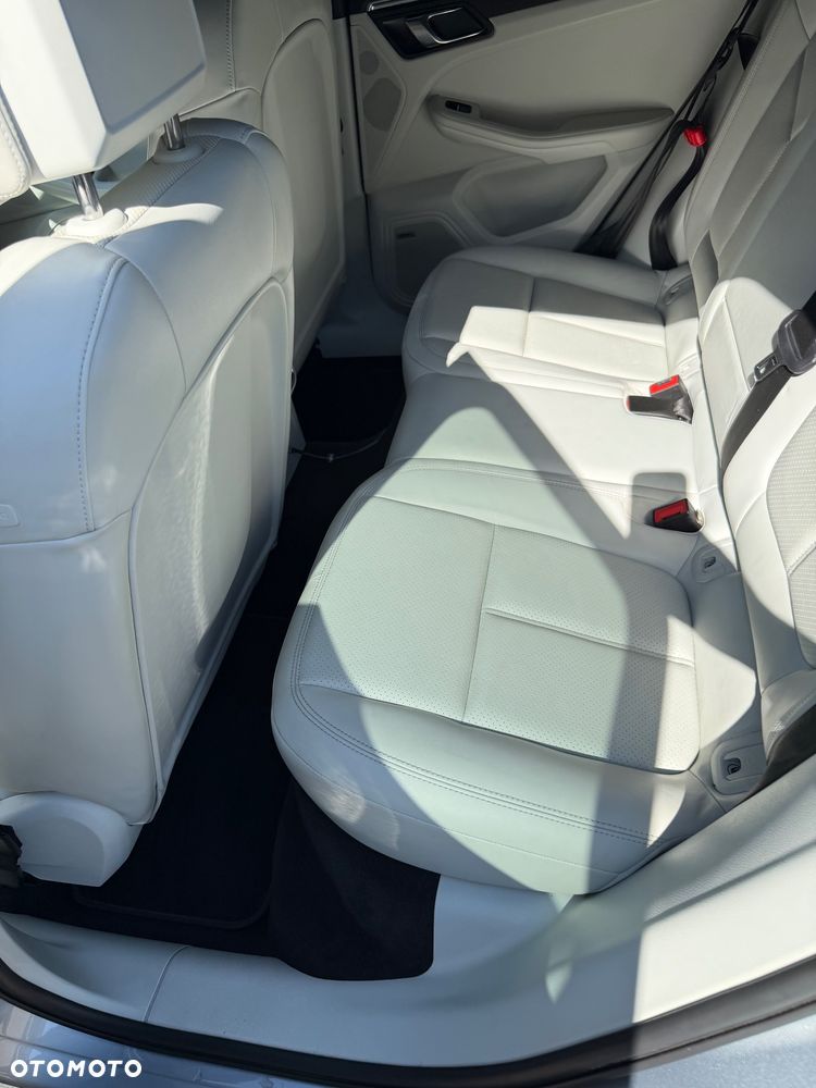 Porsche Macan Standard - 7