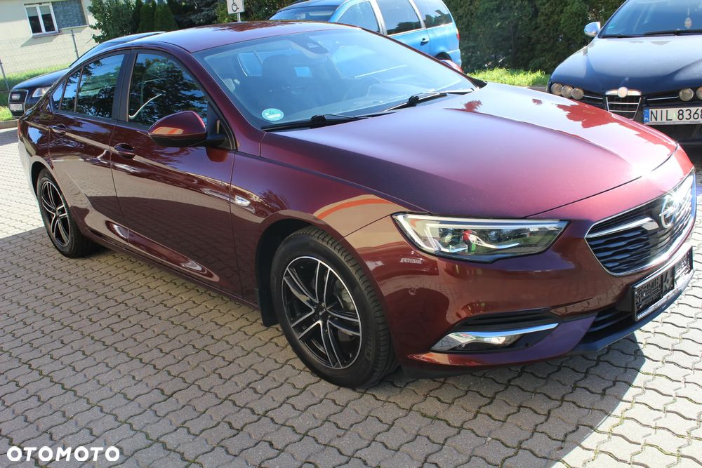 Opel Insignia - 1