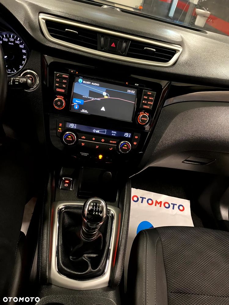Nissan Qashqai 1.6 DIG-T 360 - 17