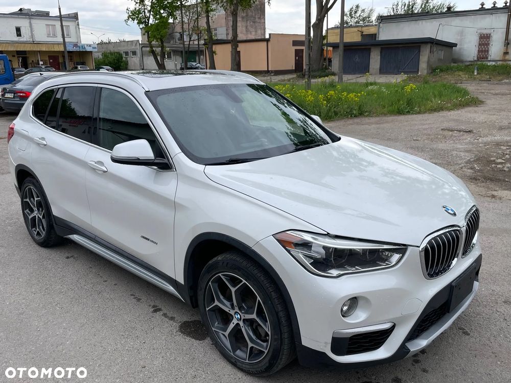 BMW X1 xDrive28i xLine - 1