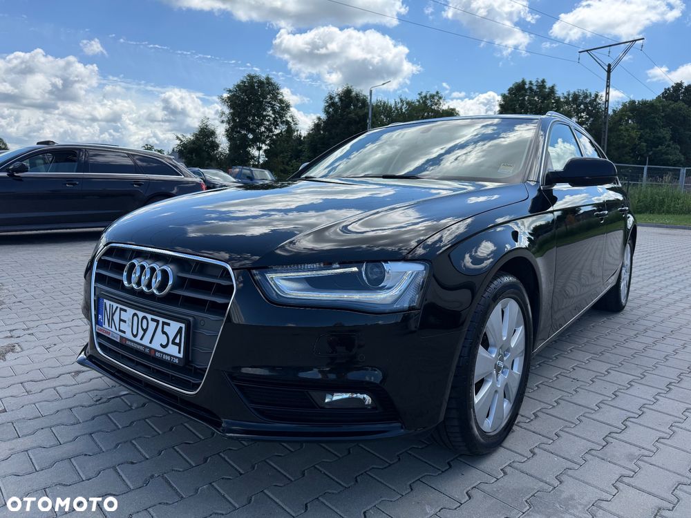 Audi A4 Avant 2.0 TDI ultra design - 4