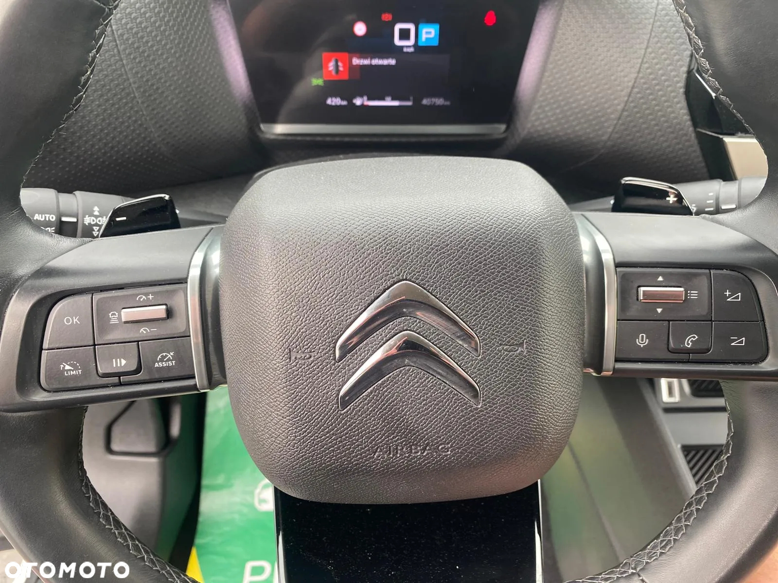 Citroën C4 PureTech 130 Stop&Start EAT8 SHINE - 16