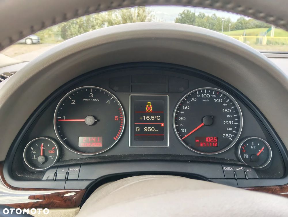 Audi A4 Avant 2.0 TDI - 14