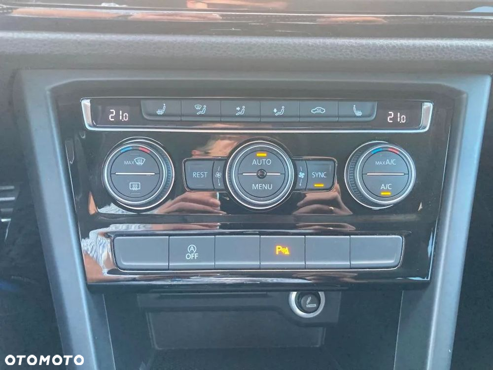 Volkswagen Touran 1.4 TSI (BlueMotion Technology) DSG SOUND - 21