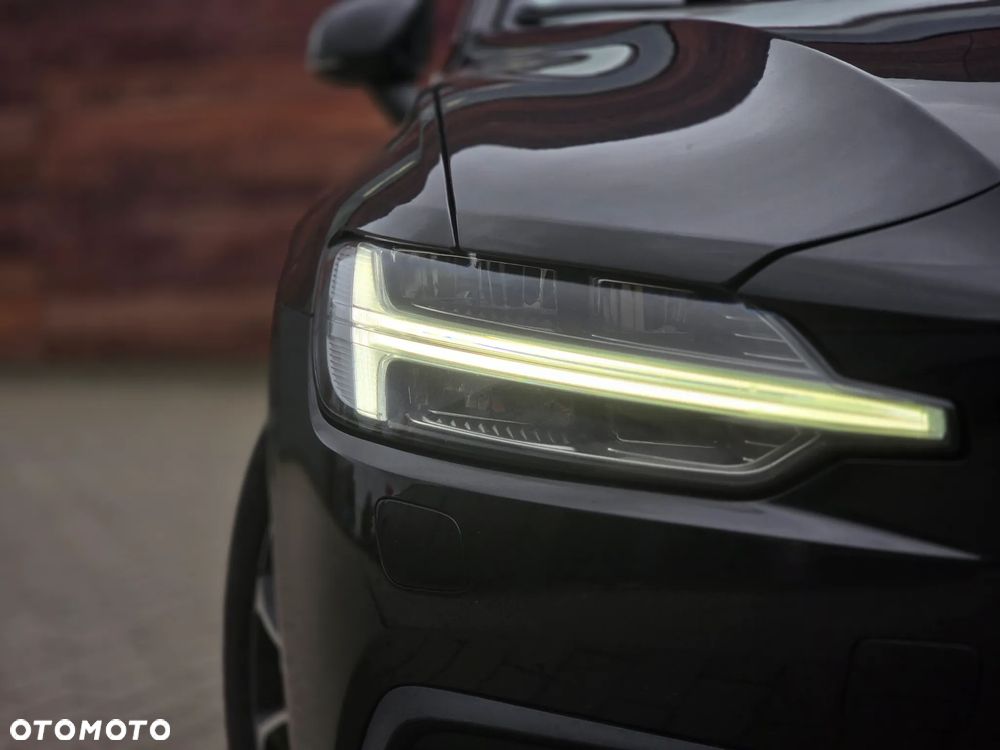 Volvo V60 D4 Geartronic Momentum Pro - 4