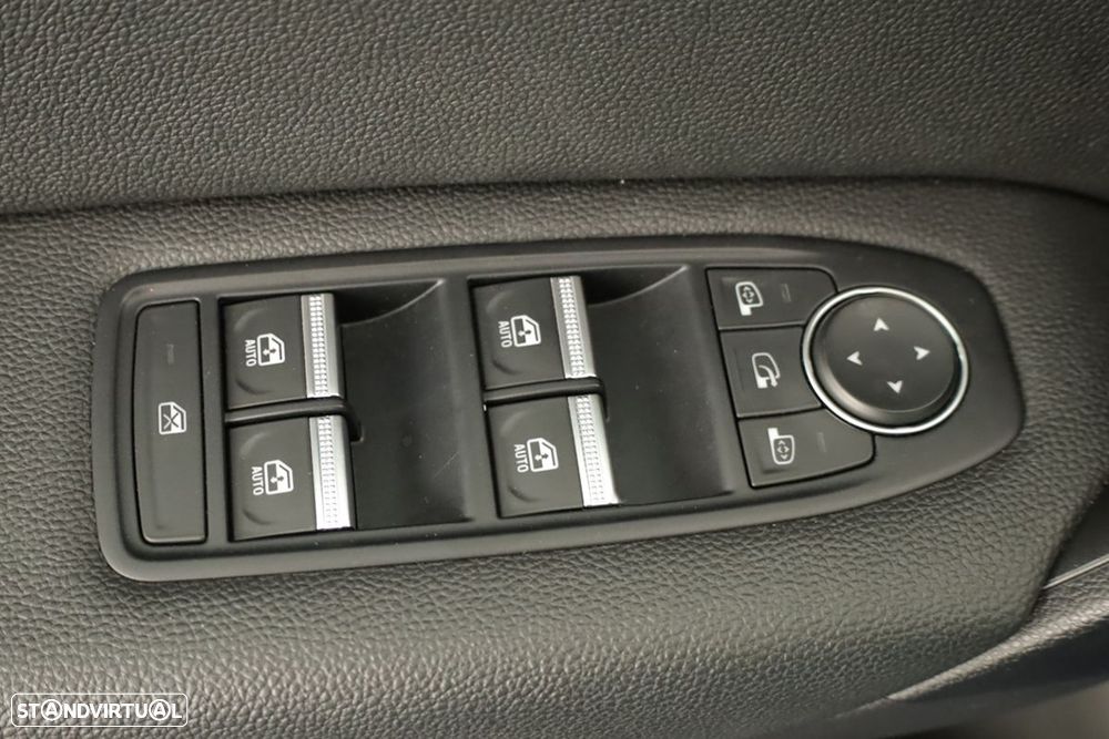 Renault Captur 1.0 TCe Techno Bi-Fuel - 22
