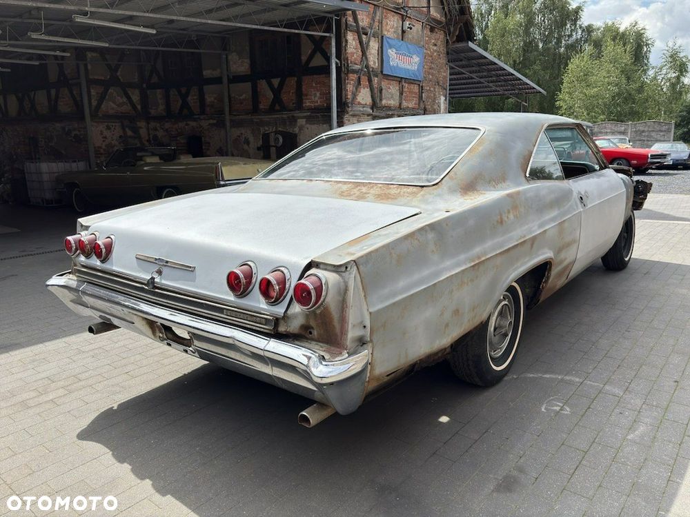 Chevrolet Impala - 8