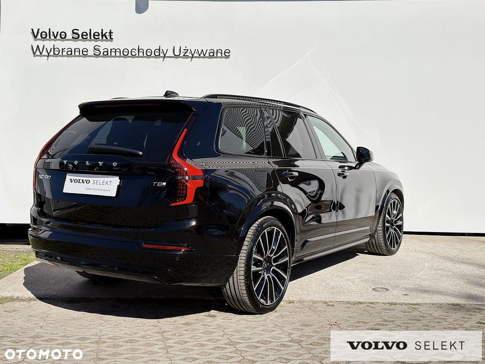 Volvo XC 90 - 7