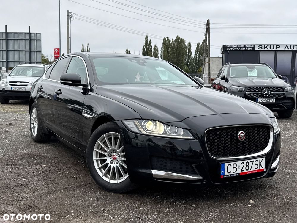 Jaguar XF 2.0 i4D Pure - 11