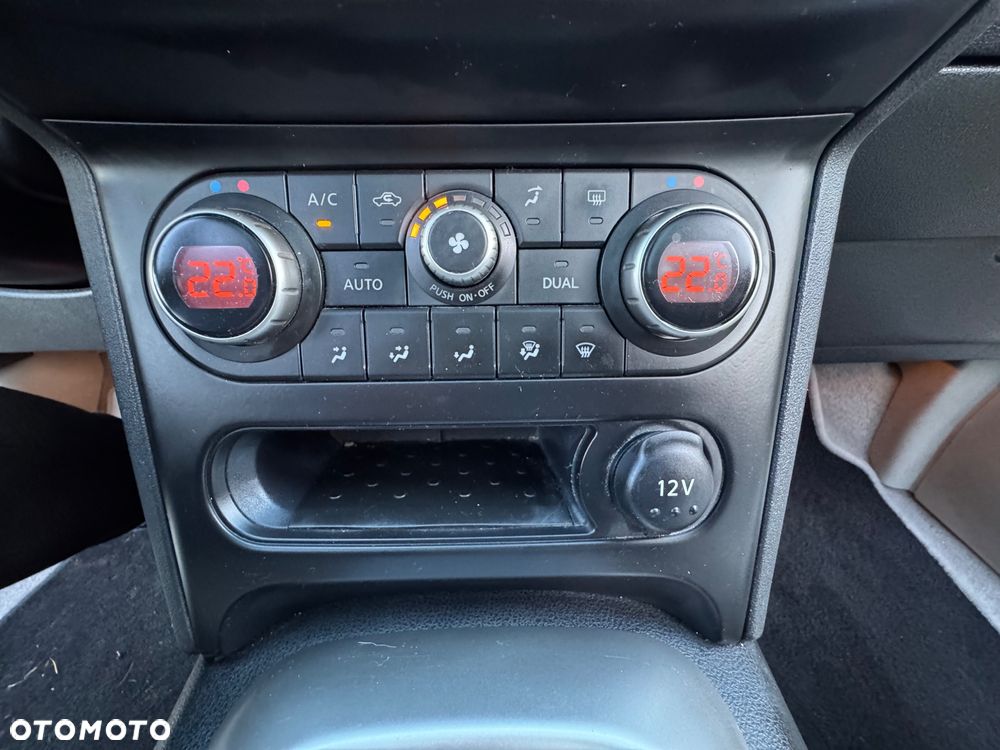 Nissan Qashqai+2 - 38