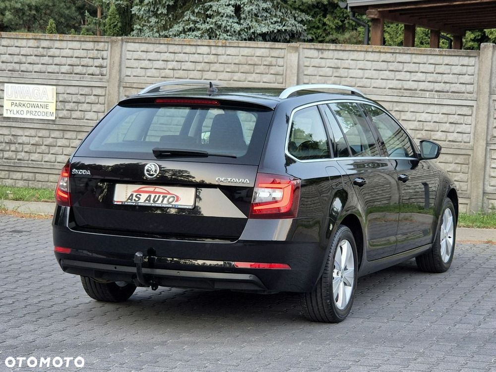 Skoda Octavia 2.0 TDI DSG Style - 4