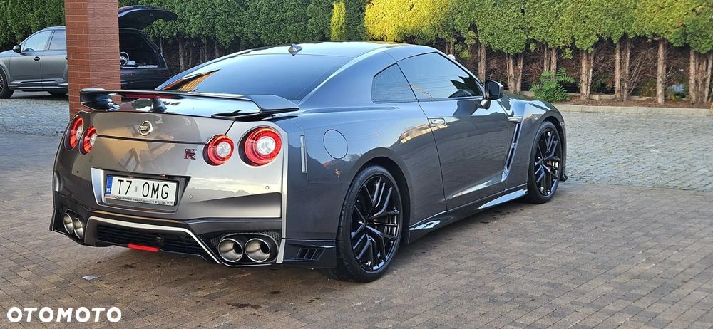 Nissan GT-R Black Edition - 19