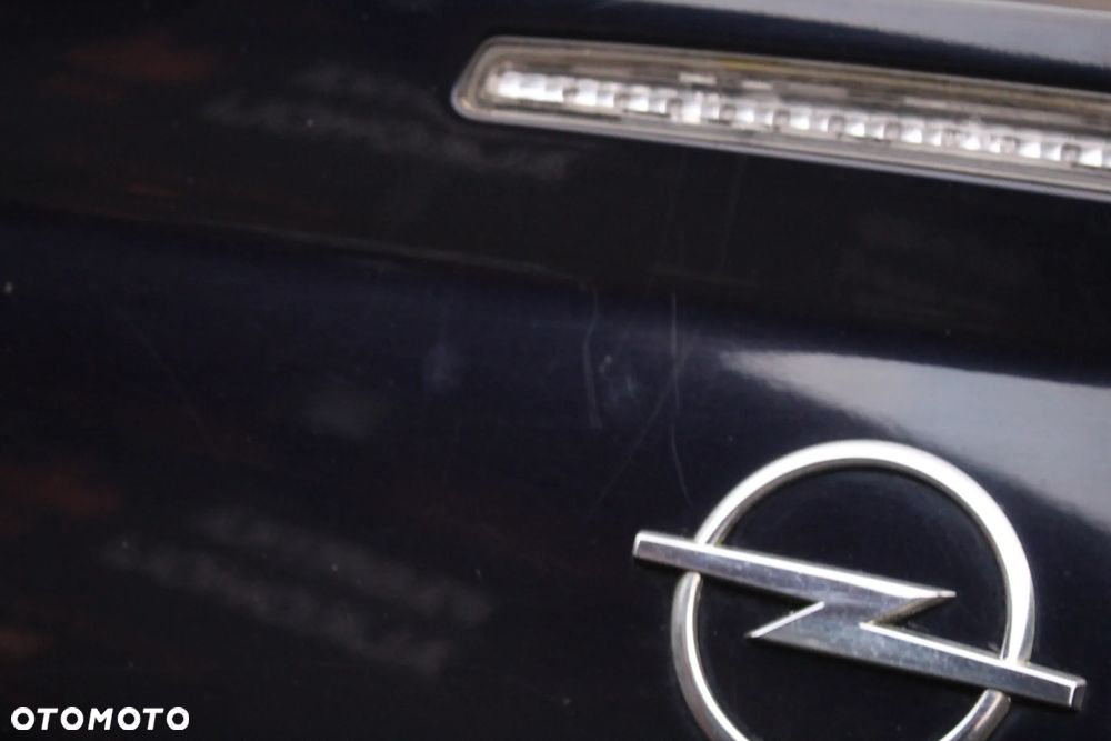 KLAPA BAGAŻNIKA OPEL VECTRA C SEDAN Z21A - 17