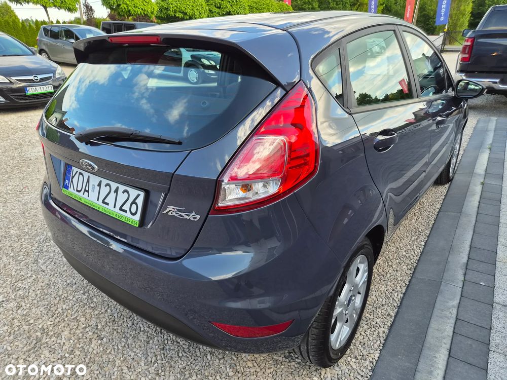 Ford Fiesta - 9