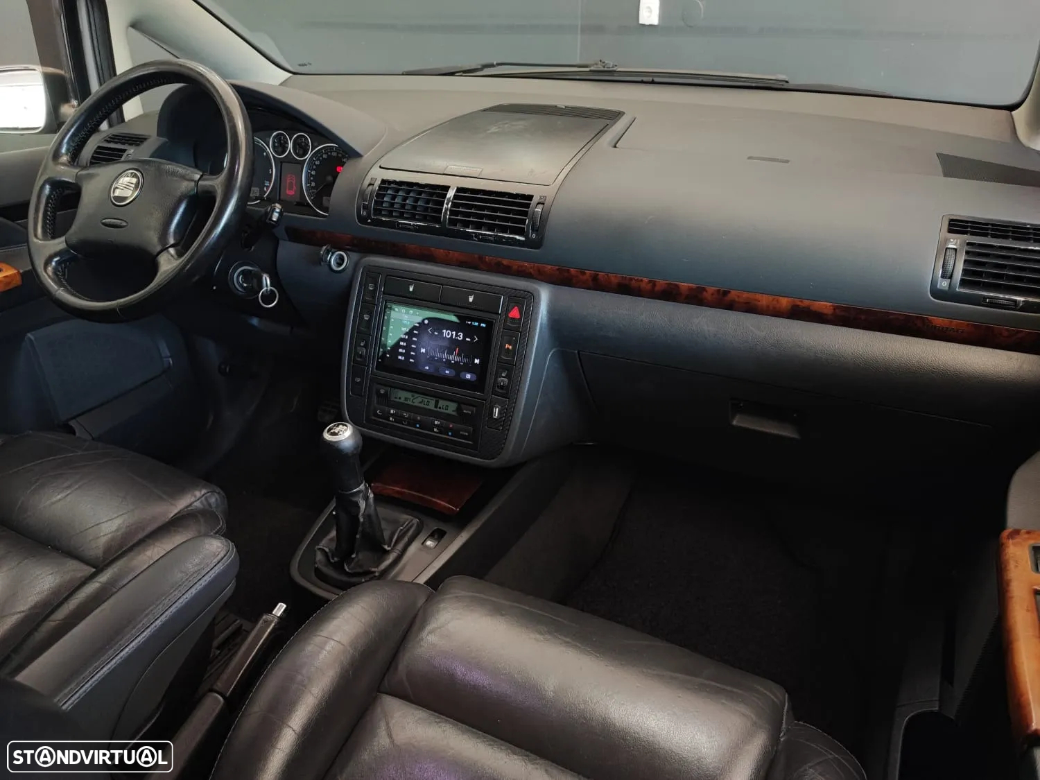 SEAT Alhambra 1.9 TDI Sport 4-Motion - 25