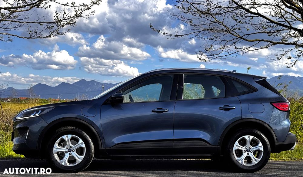 Ford Kuga - 3