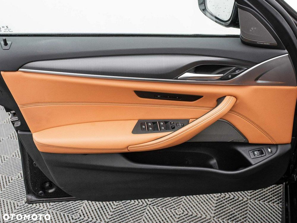 BMW Seria 5 - 10