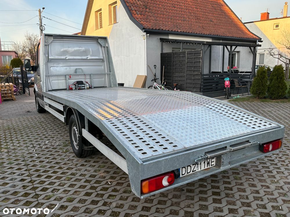 Mercedes-Benz Sprinter - 5