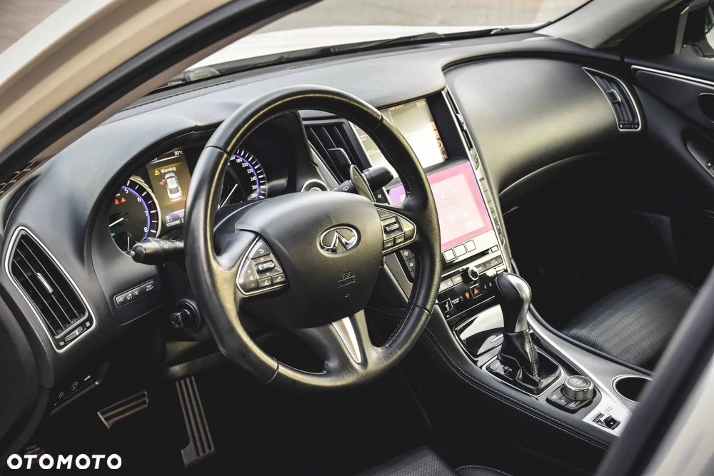 Infiniti Q50 2.0t Premium Executive EU6 - 20