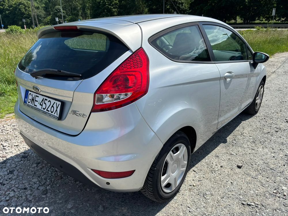Ford Fiesta 1.25 Champions Edition - 2