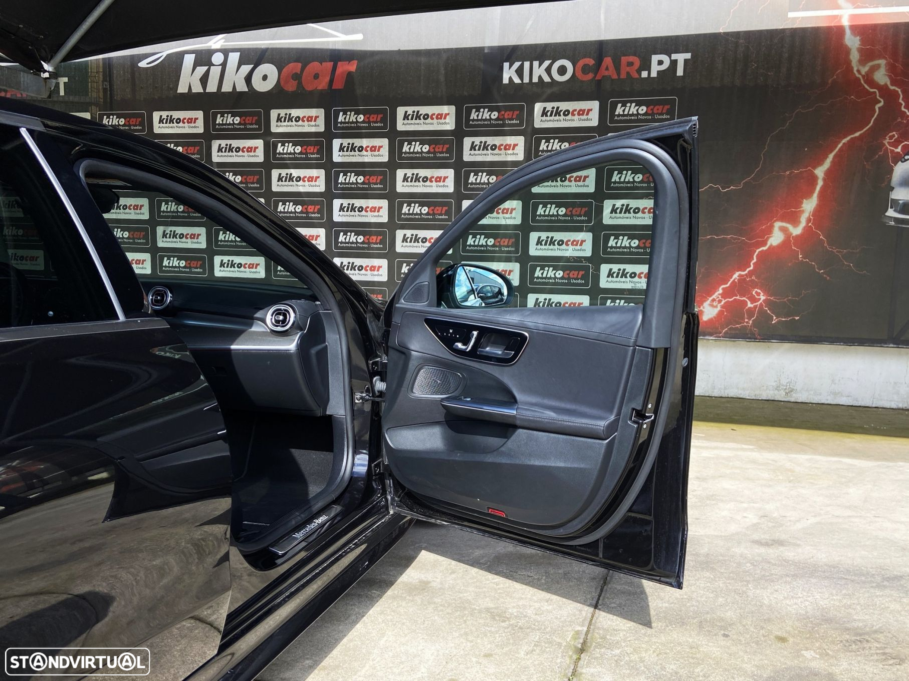 Mercedes-Benz C 300 e AMG Line - 14