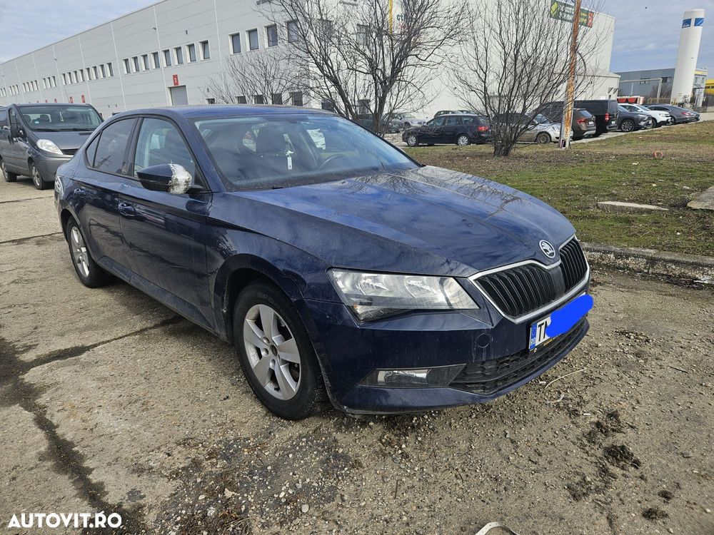 Skoda Superb 2.0 TDI Active - 1