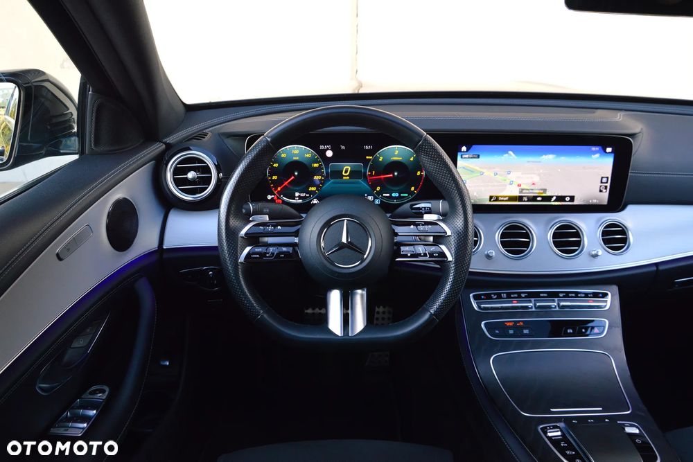 Mercedes-Benz Klasa E 220 d 4-Matic AMG - 23