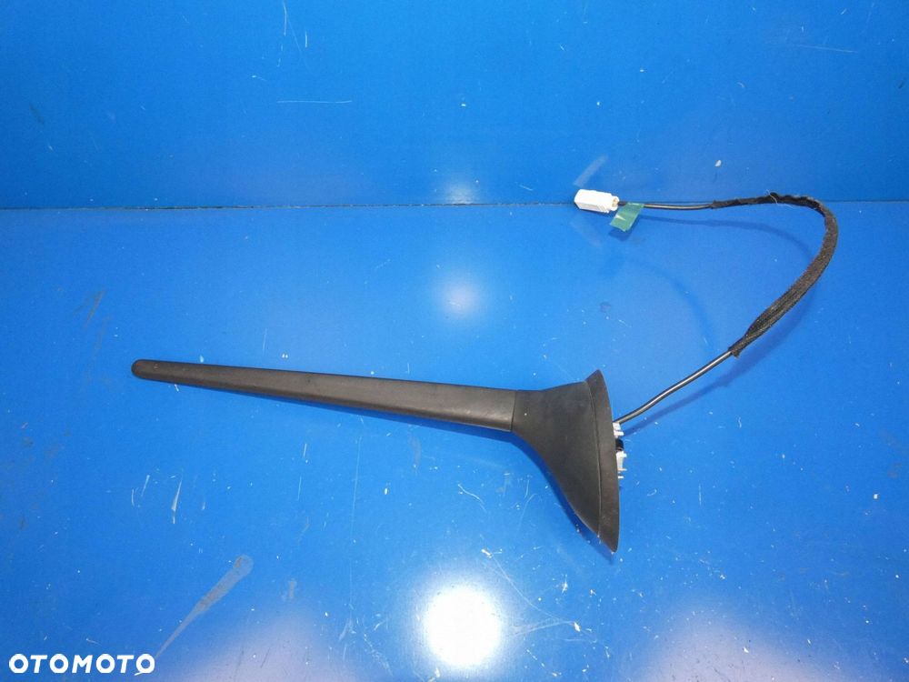 FIAT 500 X 500X ANTENA DACHOWA RADIA NAWIGACJI - 1