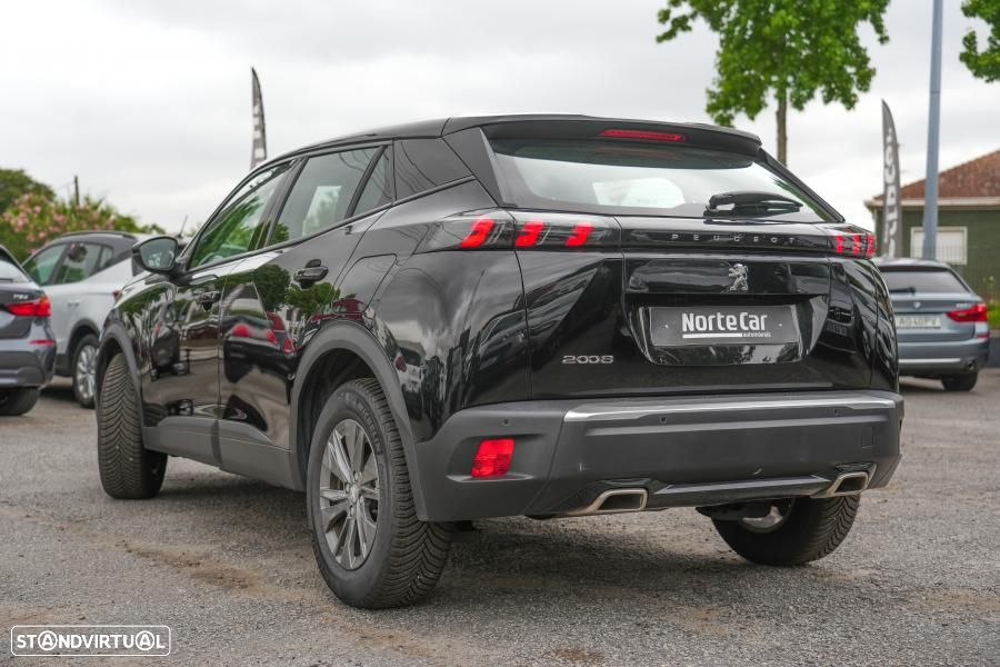 Peugeot 2008 - 9