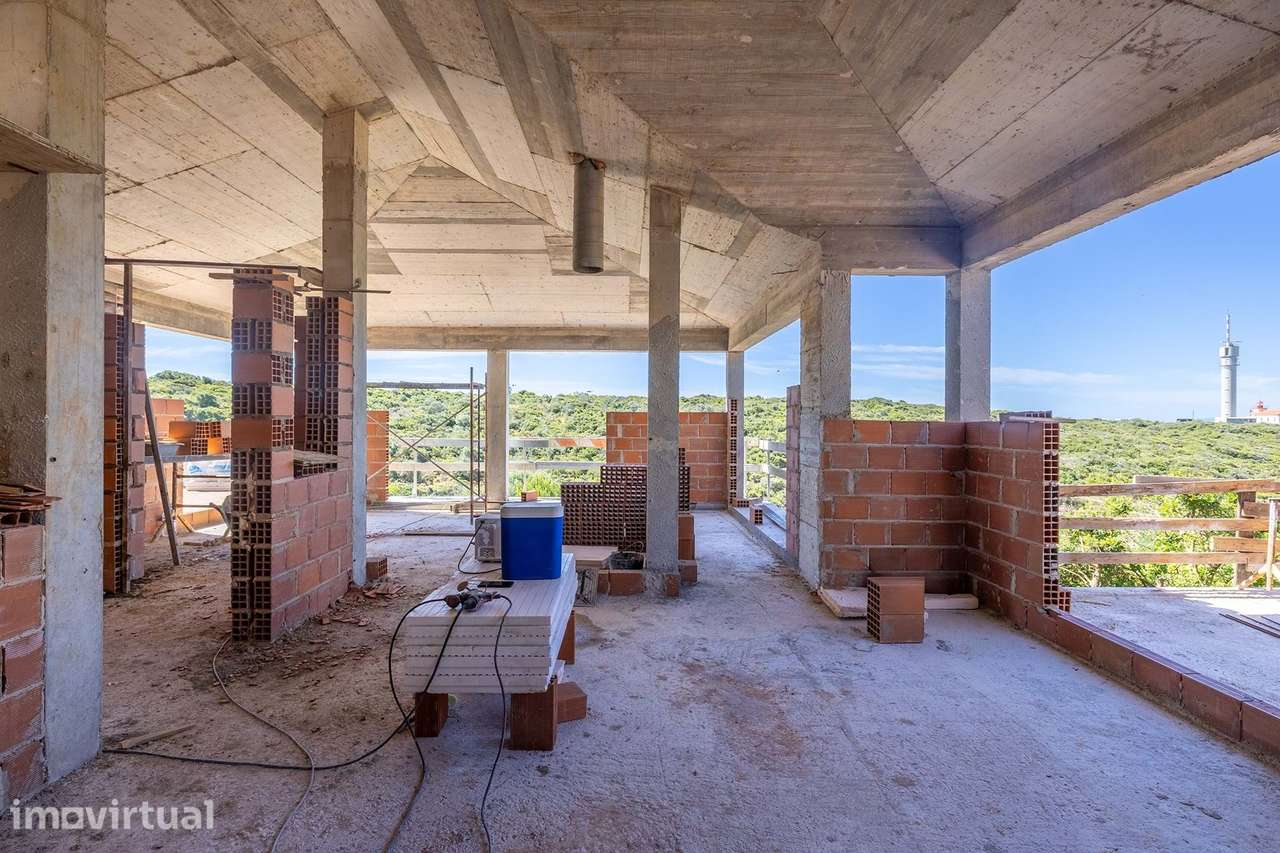 MORADIA DE PRAIA COM VISAS PANORÂMICAS PARA O MAR À VENDA EM FERRAGUDO - Grande imagem: 5/34
