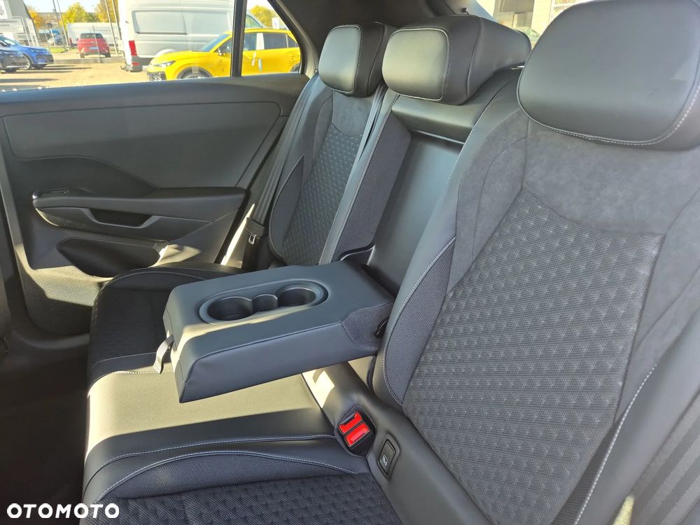 Volkswagen T-Roc 1.5 eTSI R-Line DSG - 16