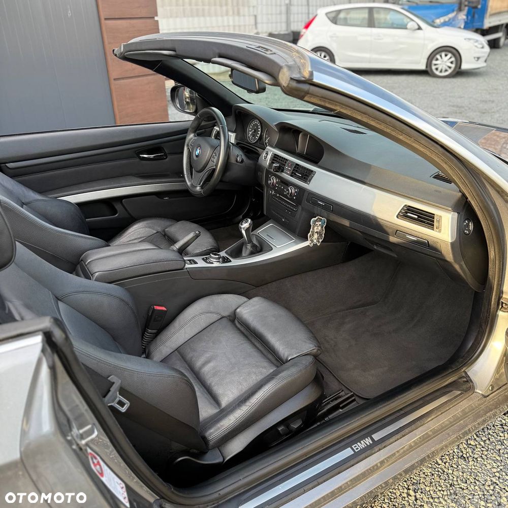 BMW Seria 3 318i Edition Exclusive - 8