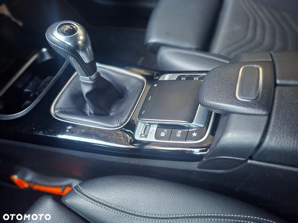 Mercedes-Benz Klasa A 160 Advanced Progressive - 36