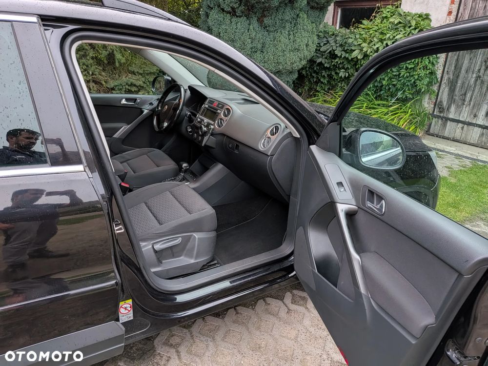 Volkswagen Tiguan - 9