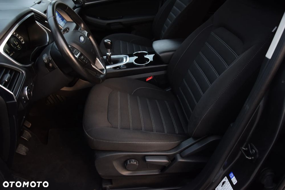 Ford Galaxy 2.0 TDCi Titanium - 17