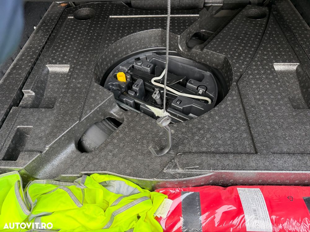 Peugeot 308 BlueHDi 130 Stop & Start Style - 11