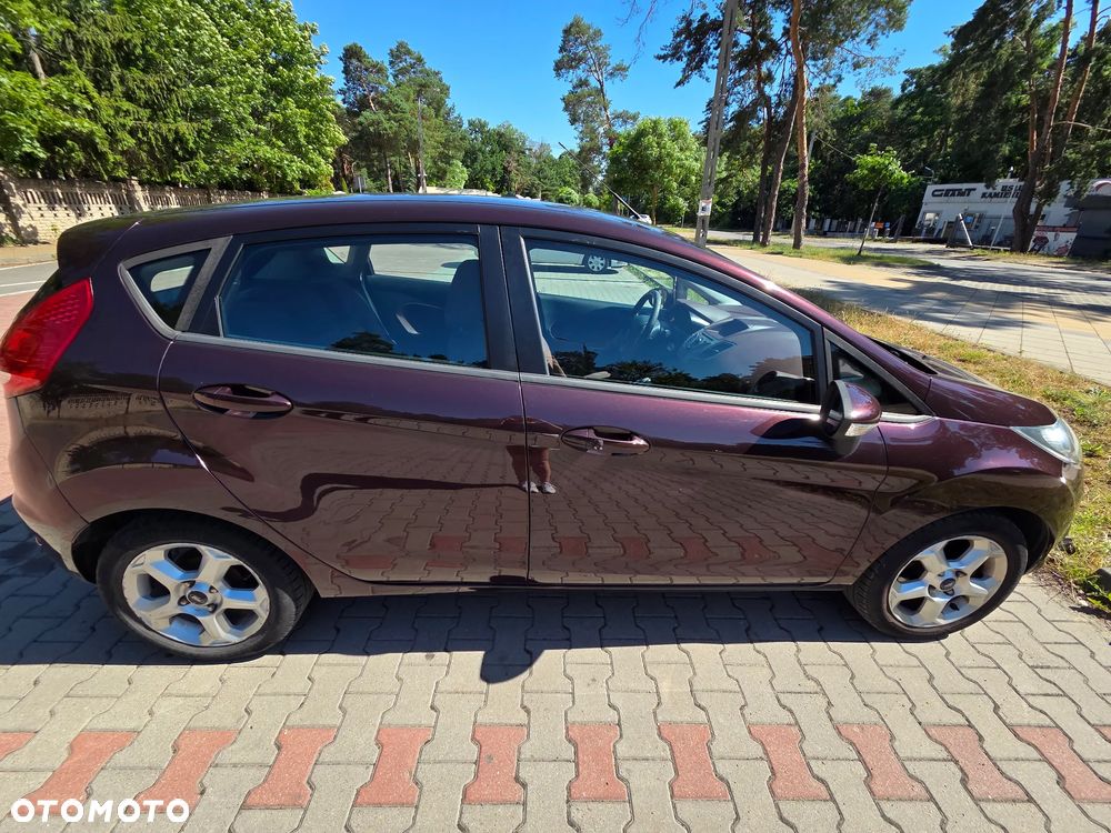 Ford Fiesta 1.4 Gold X EU5 - 7